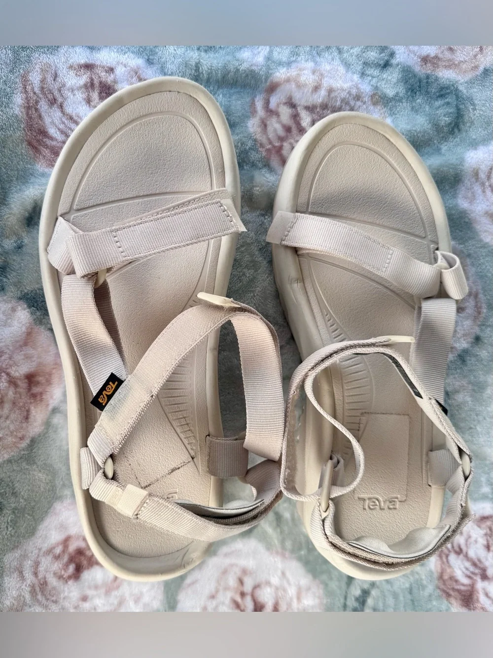 Teva Women’s Hurricane XLT2 Ampsole Platform Sandals Size 13 Beige